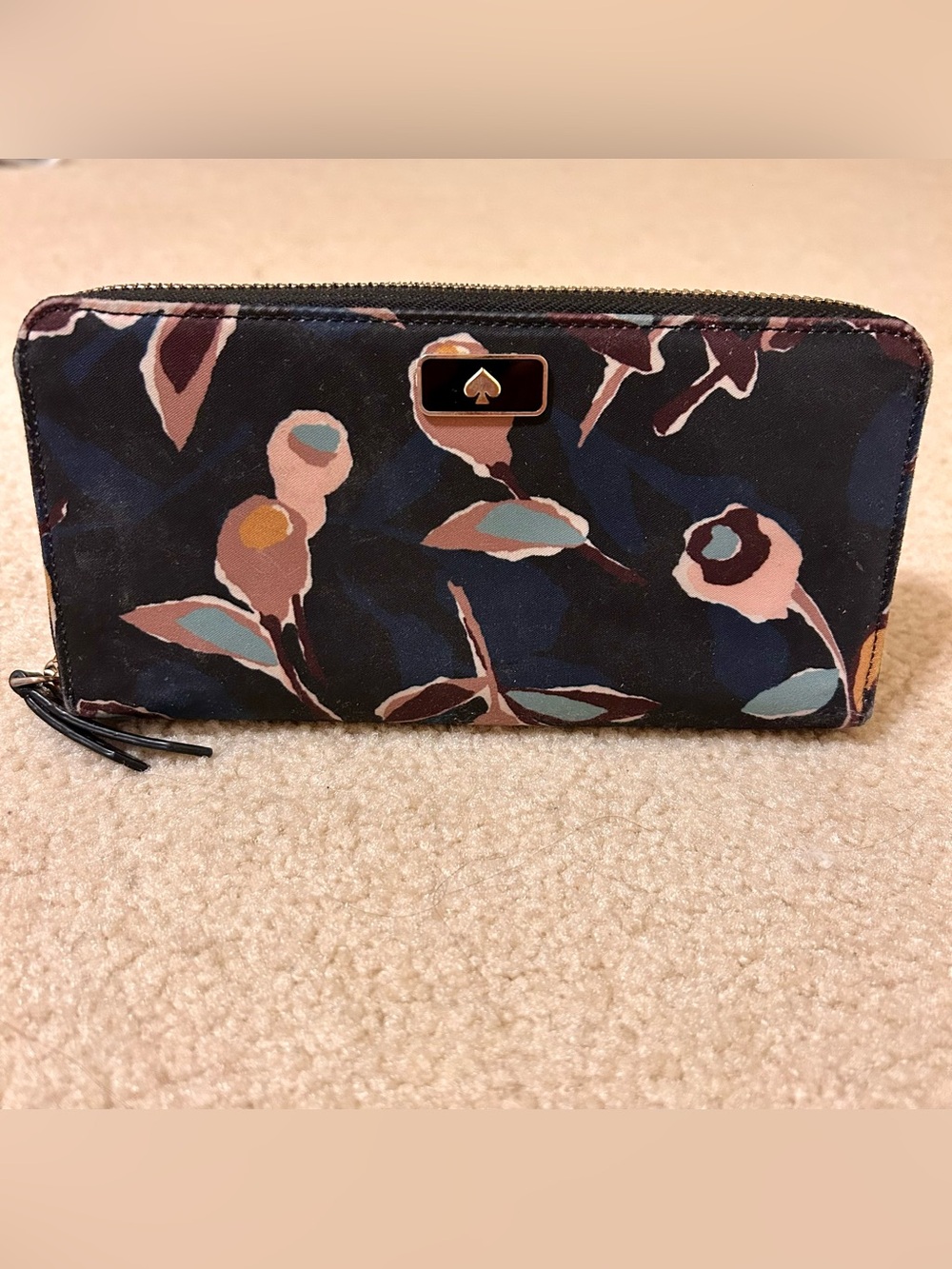 Kate Spade Wallet EUC